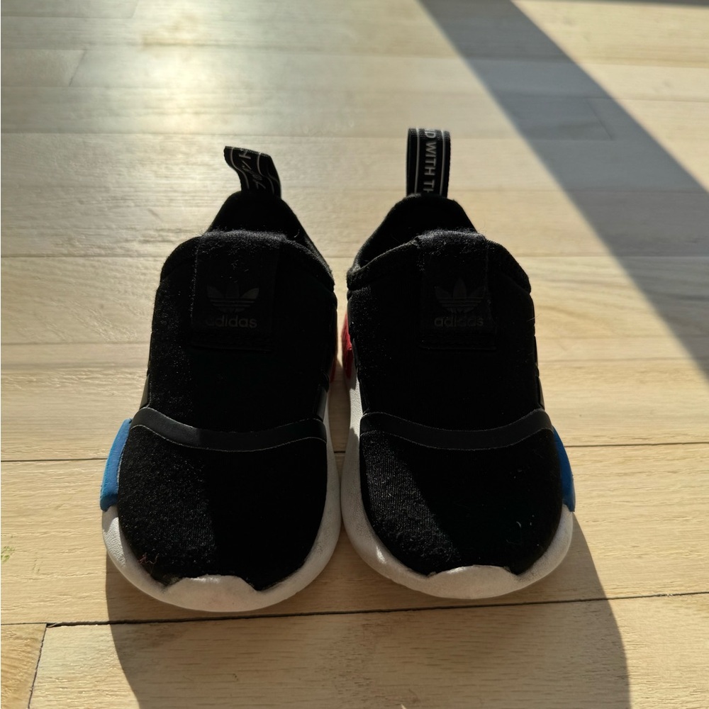 Oppo Kids Black and Blue Sneakers